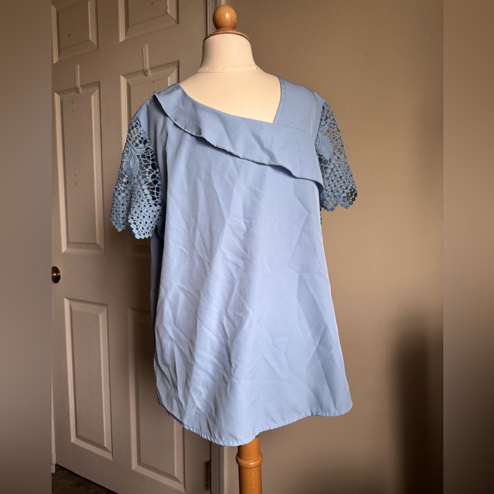 Bundle of 2 women’s size medium tops by SHEIN